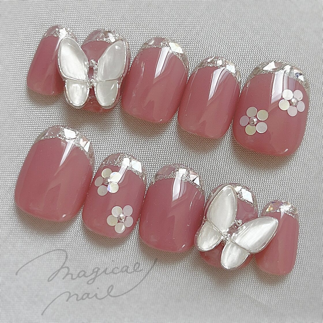 ガラスフレンチ×蝶 ピンク シルバー ネイルチップ バタフライ 普段使い  