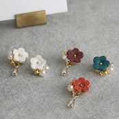 【各色1点】立命館守山高校コラボ【信楽焼】小花日和 陶器 ピアス イヤリング 伝統工芸 スタッド 小さめ