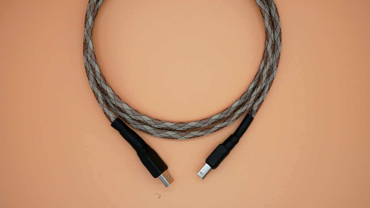 BJ electric Episode3 (USBデジタルケーブル) オーディオ・ホームシアター on and on