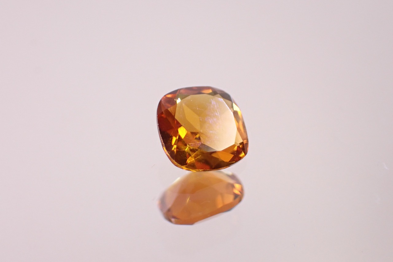 ブランデーカラーシトリン　約0.8ct　[D3-214]