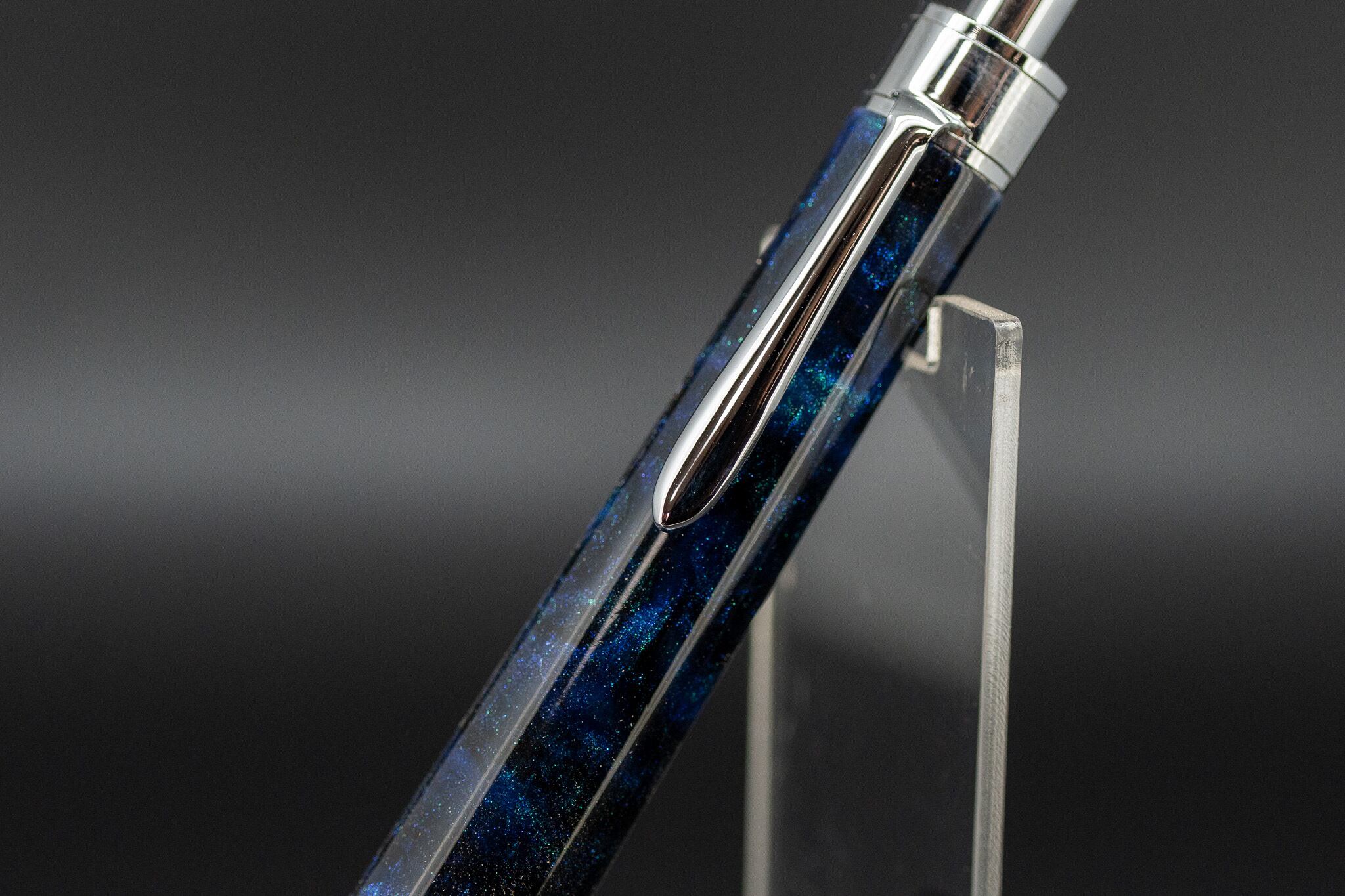 【創造性と透明美】 レジン silver BP