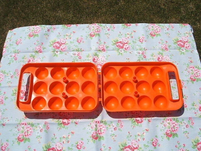 french vintage plastic egg case フランス ヴィンテージ 卵入れ