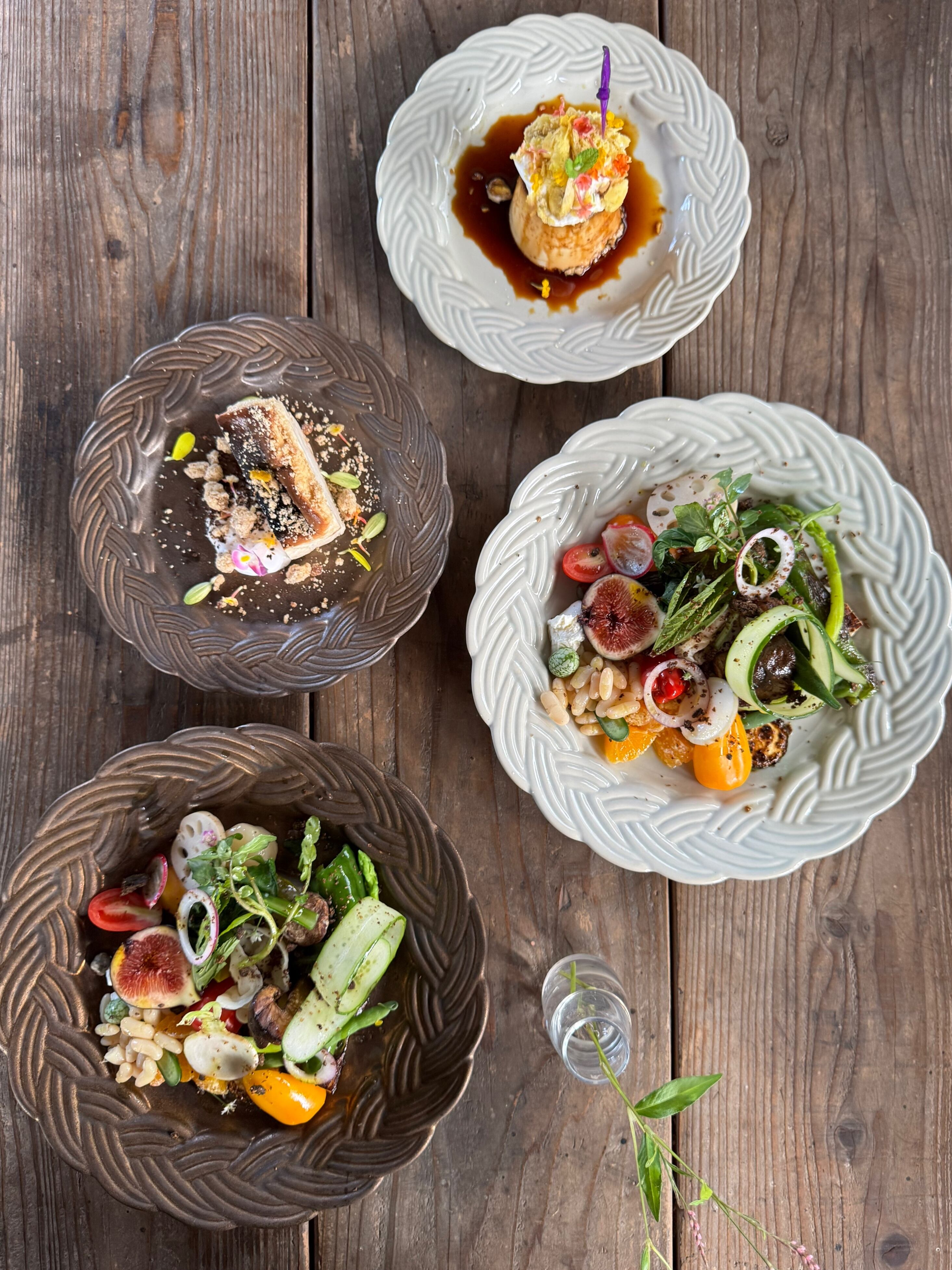 ami-amiプレート L 金泥 | 24to3［西富陶磁器オンラインストア 有田焼