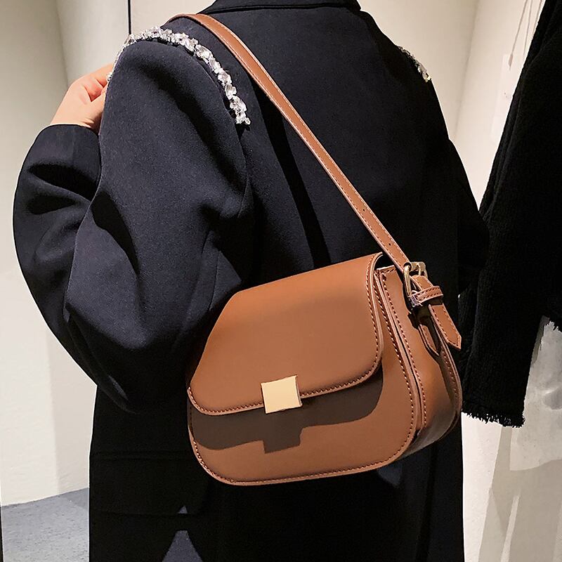 オータムウィンタースタンダード レトロ 秋物 冬物 スクウェア ハンドバッグ メッセンジャーバッグ Tiancai_Wing_Bag14975060631