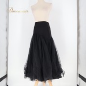 社交ダンス 衣装 スカート ブラック系 チャコット Chacott レッスン 練習 レッスンウェア 練習着 チュール 透け感 大人っぽい 華やか かわいい おしゃれ 上品 フリル シンプル ダンスウェア 大人 女性用 フレア スカート丈 美ライン ストレッチ お洒落 カジュアル ドレッシー フェミニン 軽やか かわいらしい