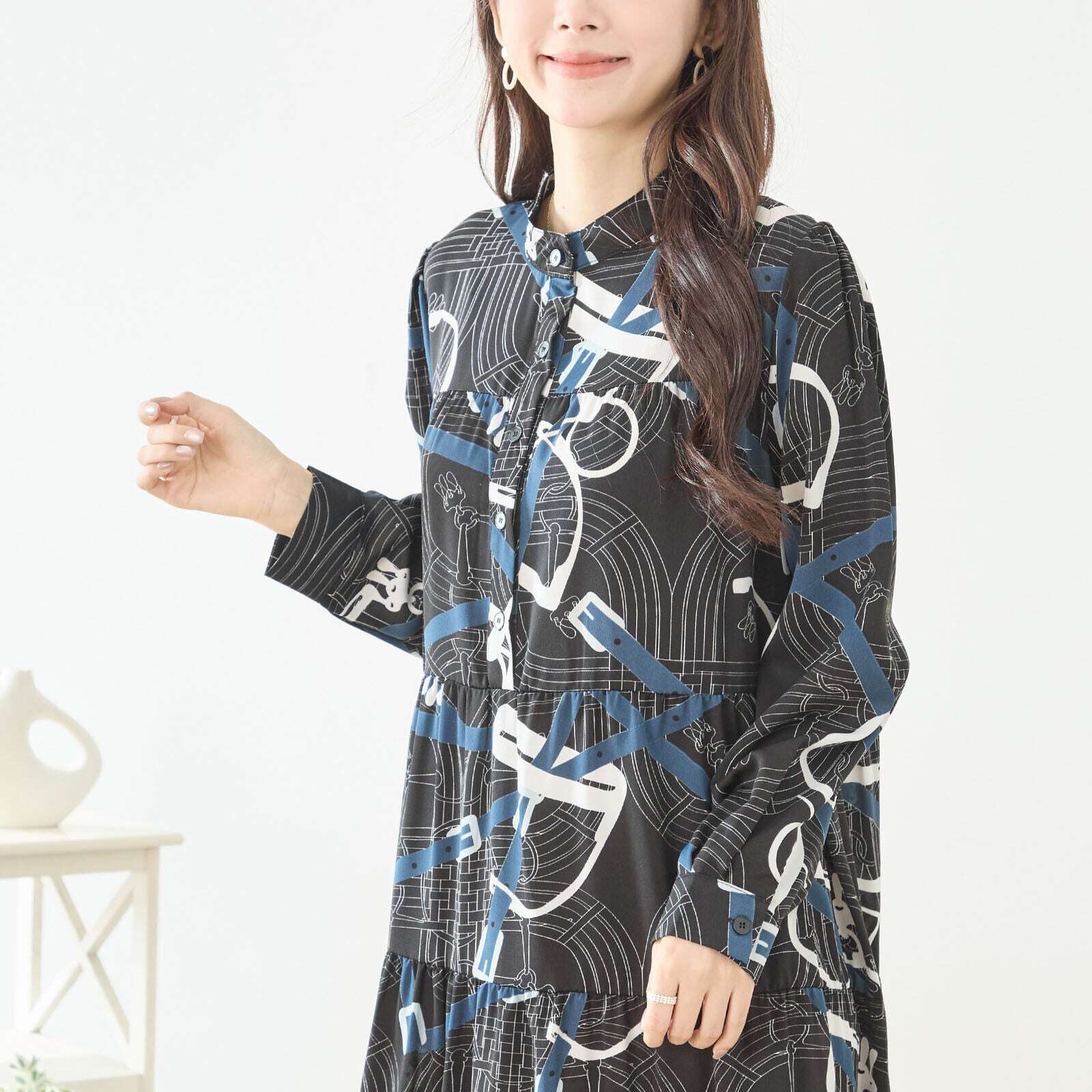 残りわずか】総柄プリント ロングワンピース｜前ボタンプルオーバー