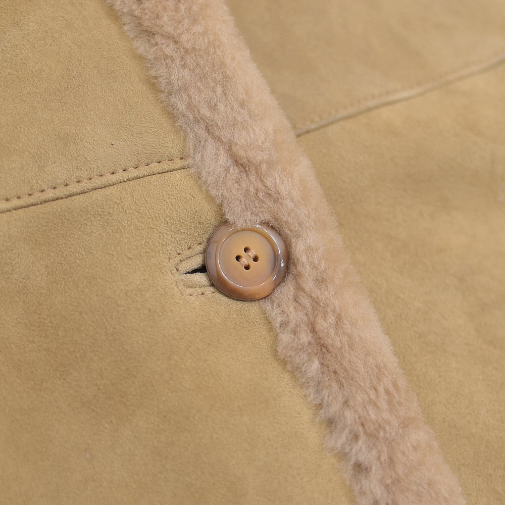 専用　ブルガリア製 羊革 ムートン ボアベスト ベージュ FIGARO paris ブルガリア製 ムートン ベスト 本革 シープスキンレザー