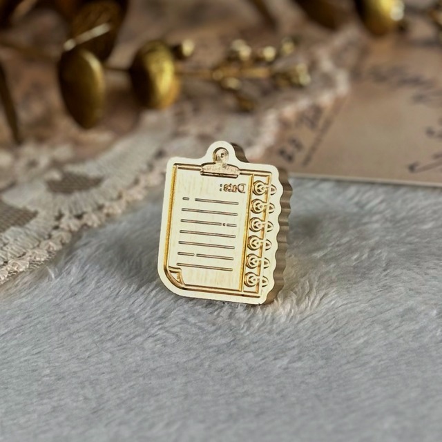 【縦25㎜×横20㎜】シンボルピース　＃SWH-138