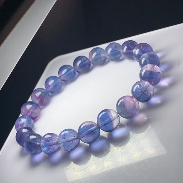 07.幻想的な色合いグラデーションフローライトブレスレット