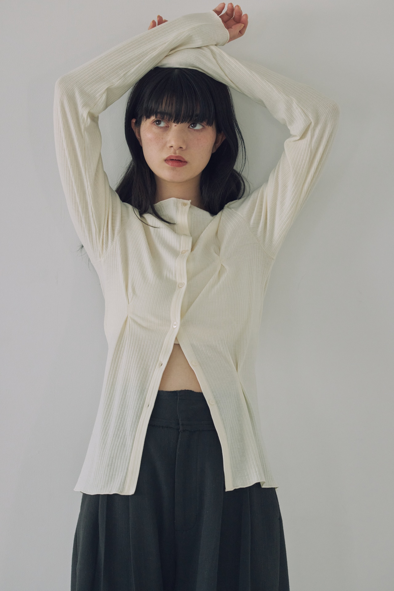 DU260523 Tuck Design Tops