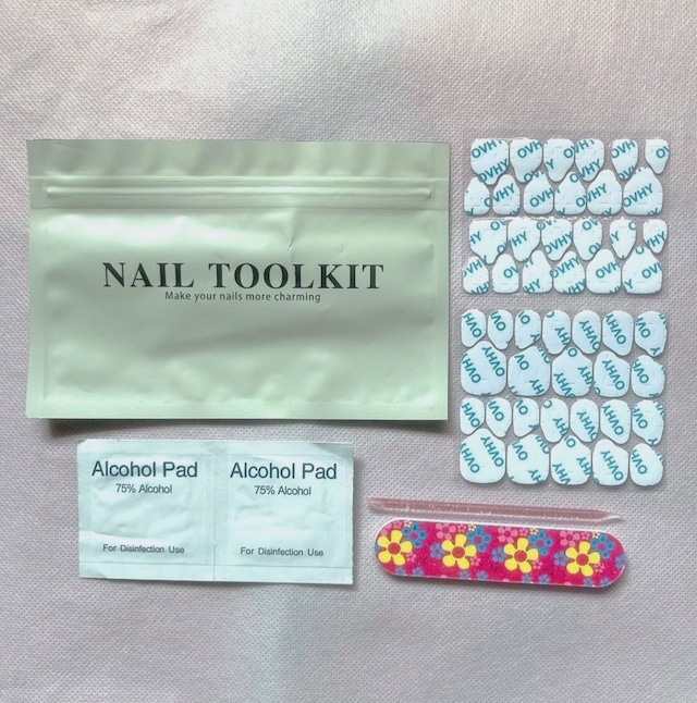 ピンクグリッターエレガンス|premium ネイルチップ