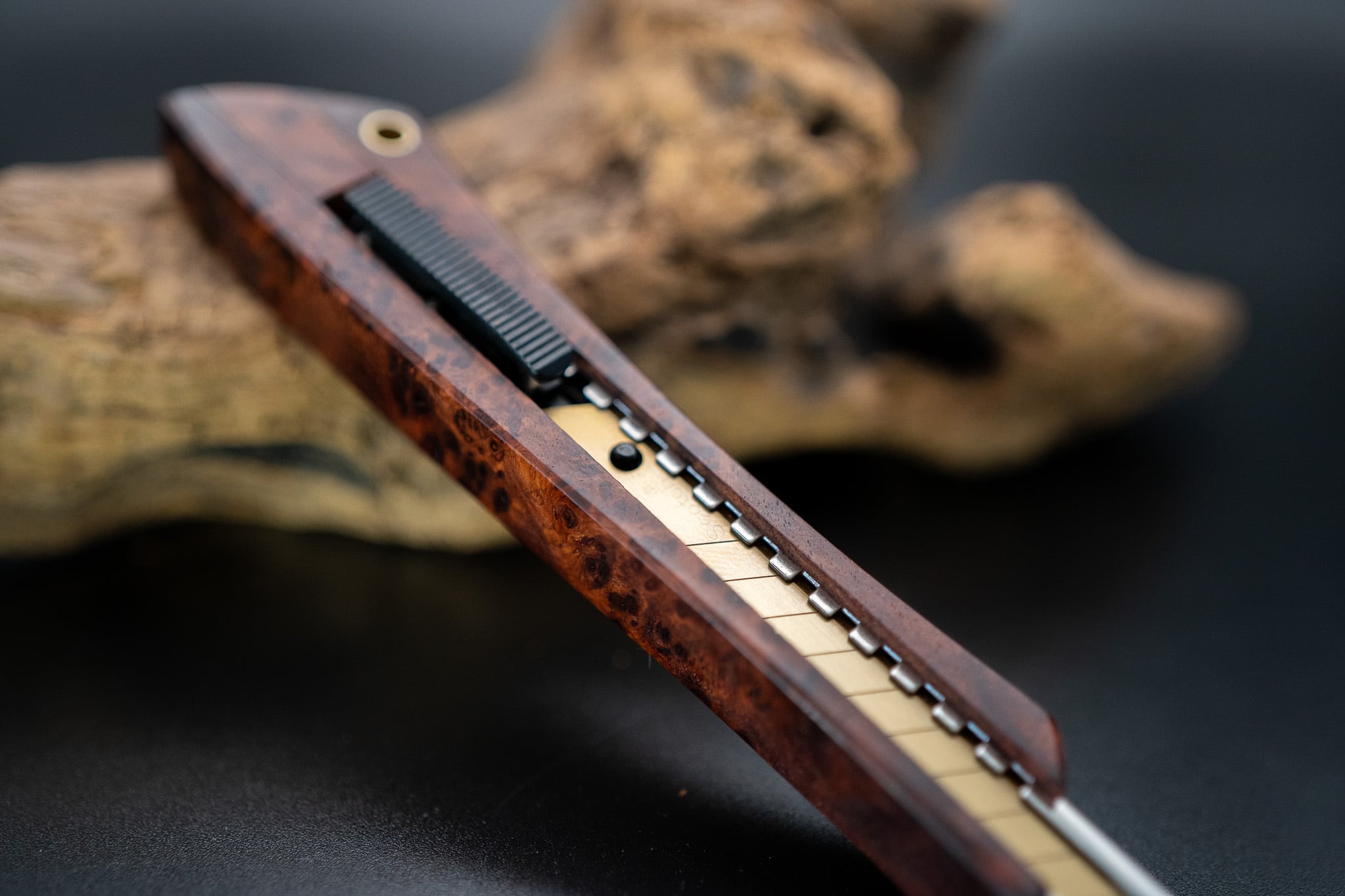 工房楔　カッターナイフ　中（スタンダード）　花梨こぶ杢 工房楔 カッターナイフ 中（スタンダード） 花梨こぶ杢 Amazon