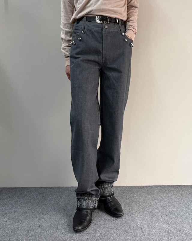 【26SS/Oscar Ouyang】STUDDED JEANS WITH JACQUARD KNIT DETAILS