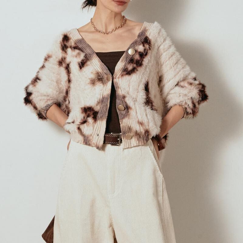 【outer】3色展開ファー付きニットカーディガン Q7655