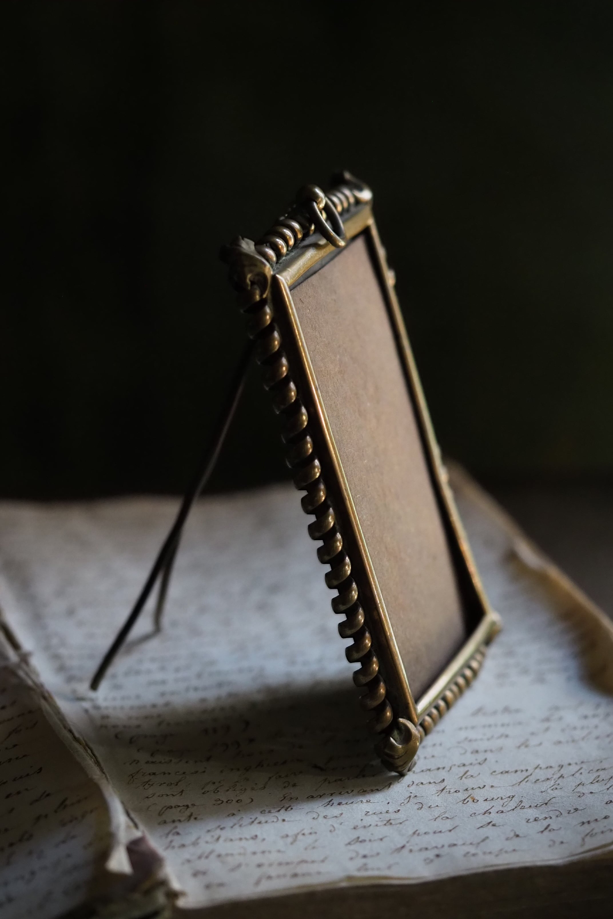 小さい真鍮フォトフレーム No.2-antique brass photo frame