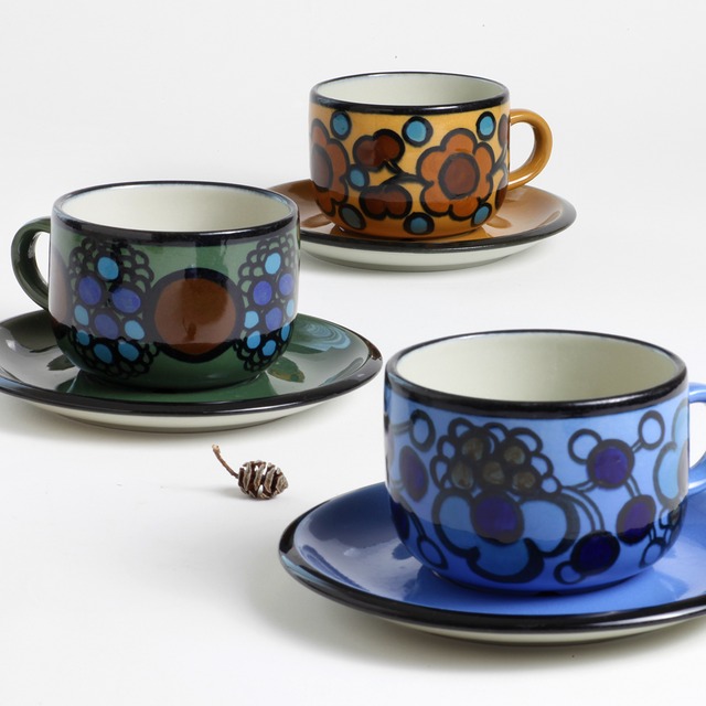 ARABIA アラビア Anja Jaatinen Winqvist アンヤ・ウィンクヴィスト 花と水玉をちりばめたオレンジのカップ＆ソーサー - 2 北欧ヴィンテージ