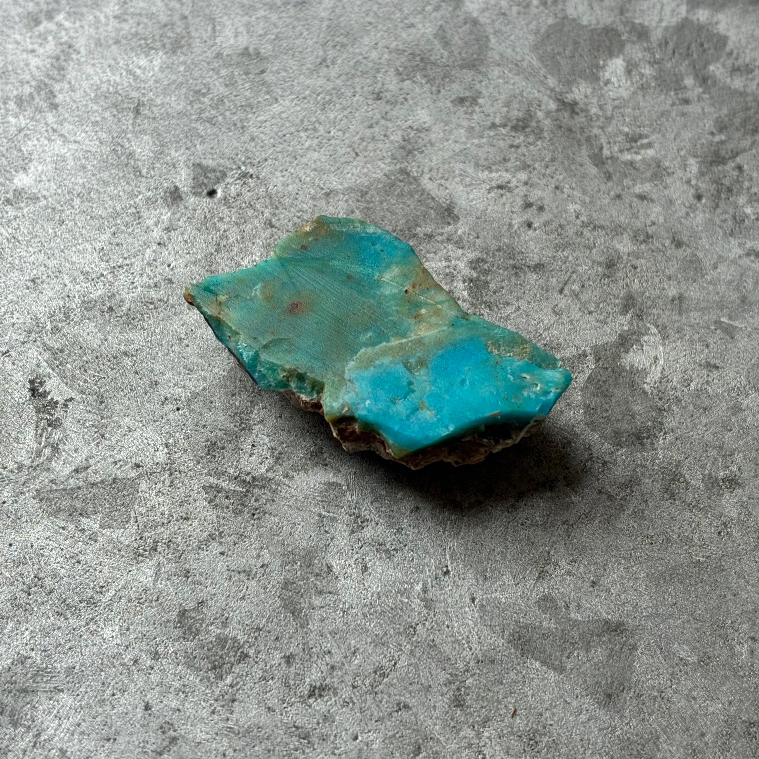 クリソコラ 原石ブローチ 一点もの 鉱物 天然石 ハンドメイド