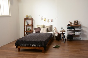 高さが調整できるフラットベッド