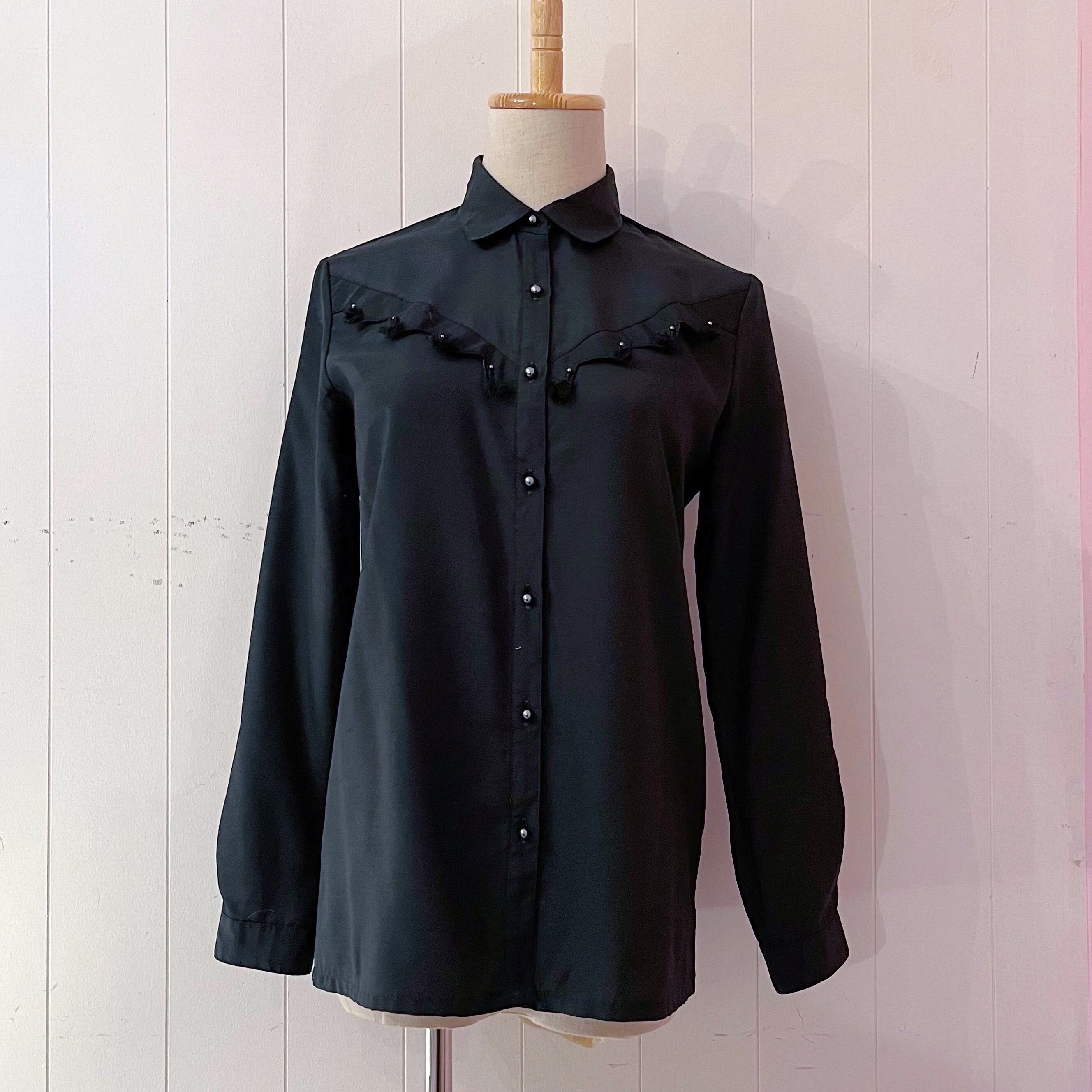 mini tassel black blouse