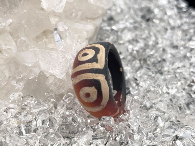 天珠リング（二眼）