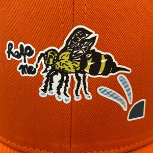 Free bee ( 自由なハチ ) キャップ オレンジ