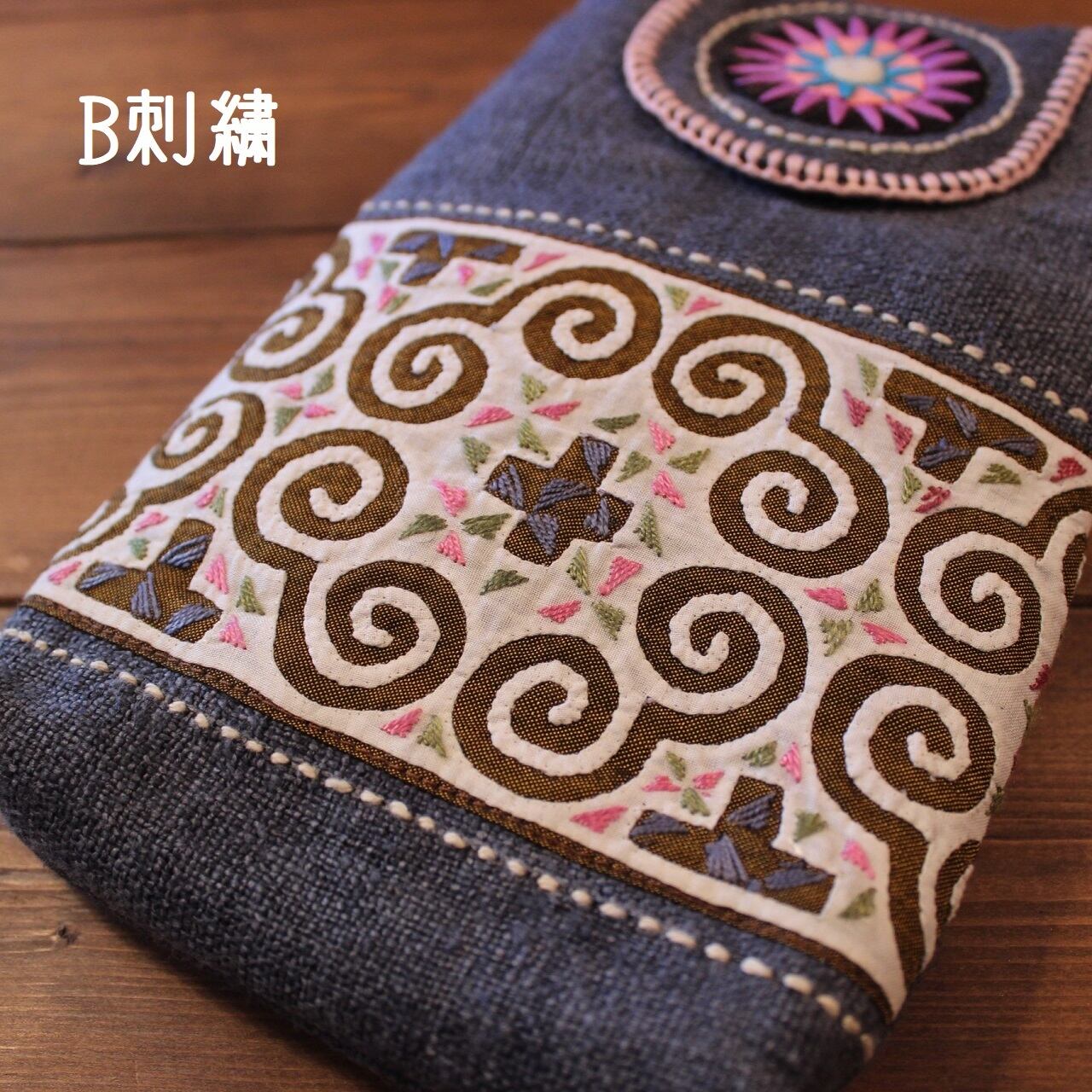 モン族刺繍ポシェット | タイの民族刺繍雑貨・衣料スアイチャイ
