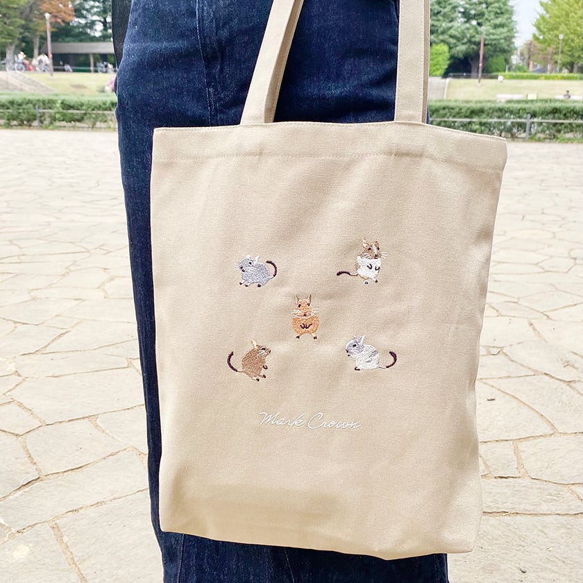専用　ハンドメイド　刺繍　デグー　ストラップ　ミニバッグキーホルダー付き 専用 ハンドメイド 刺繍 デグー ストラップ ミニバッグキーホルダー付き