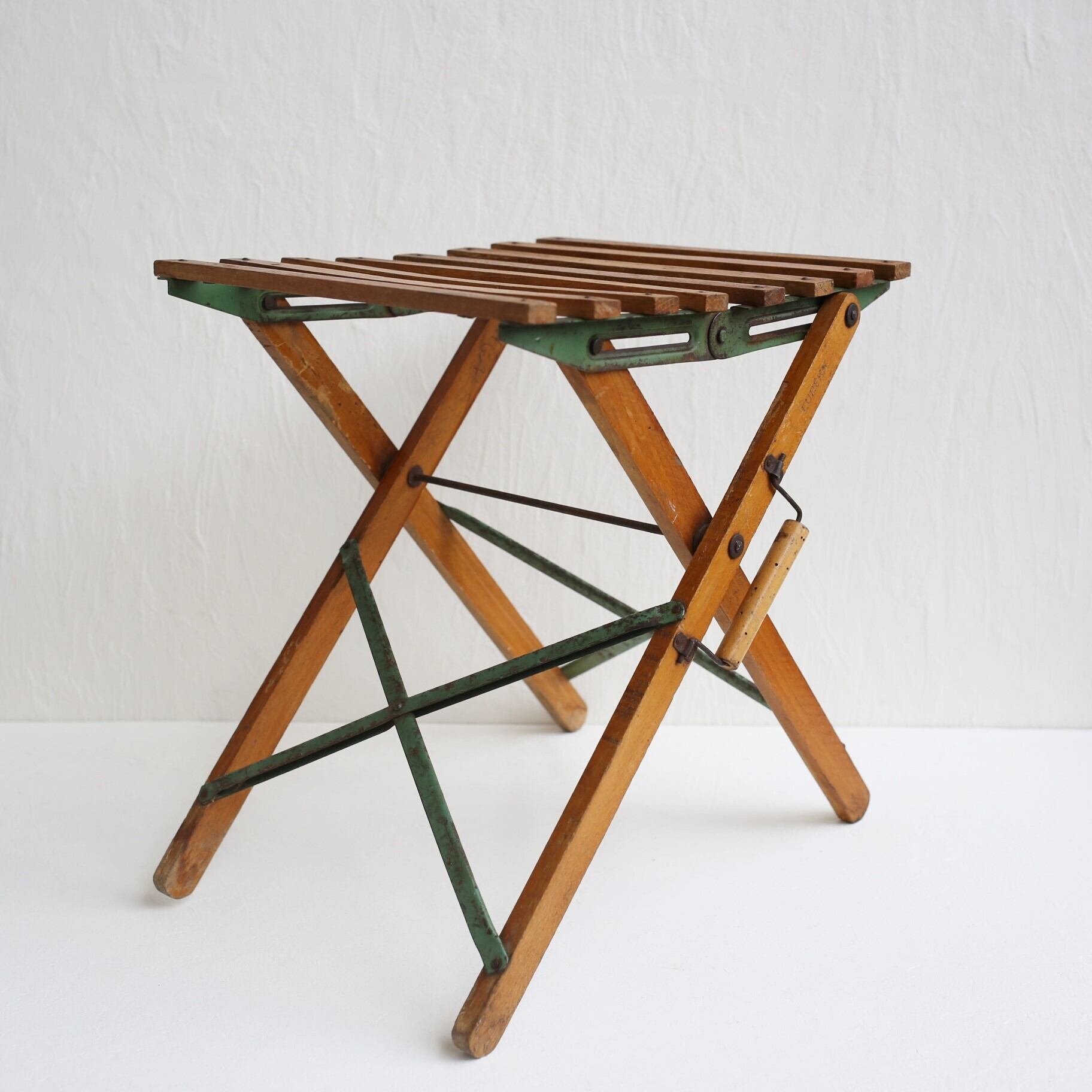 フランス アンティーク ヴィンテージ 折り畳み椅子「EURÉKA」 N-04019