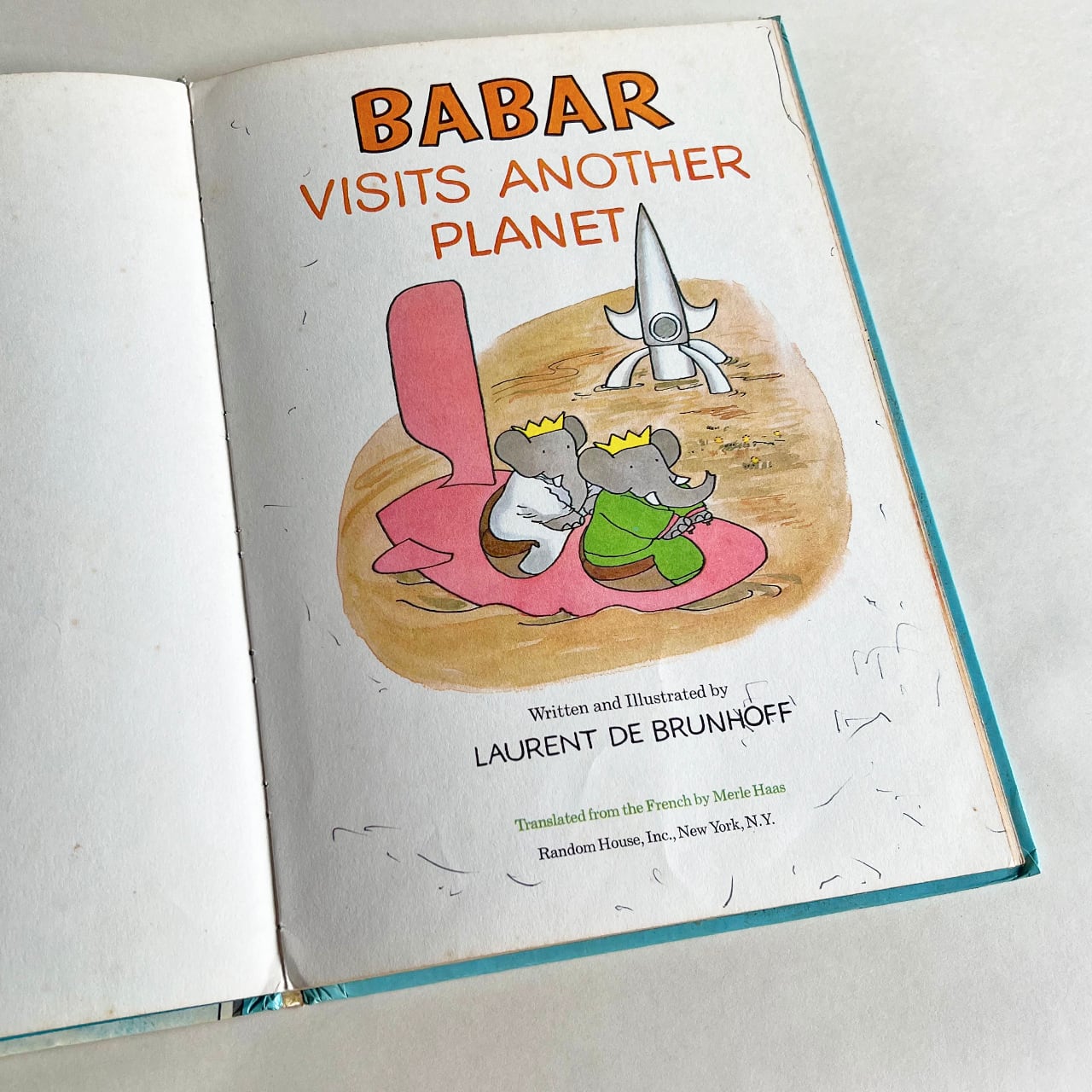 絵本 BABAR VISITS ANOTHER PLANET ババール 宇宙への旅 | PIMLICO