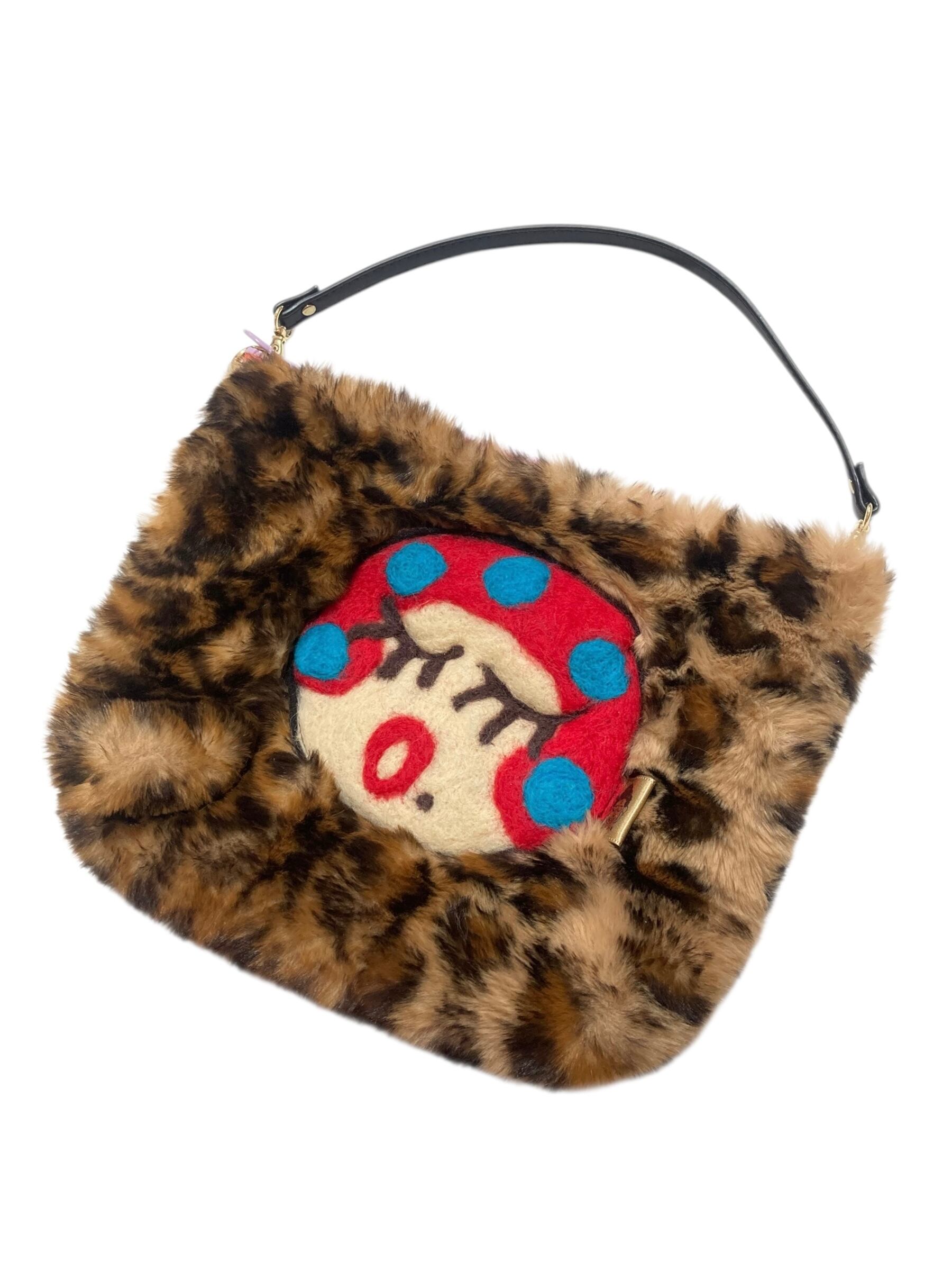 【12/14(日)21:00-12/17(水)12:00まで限定❣️】いっこの実 / ひょう柄ポーチ(女の子)