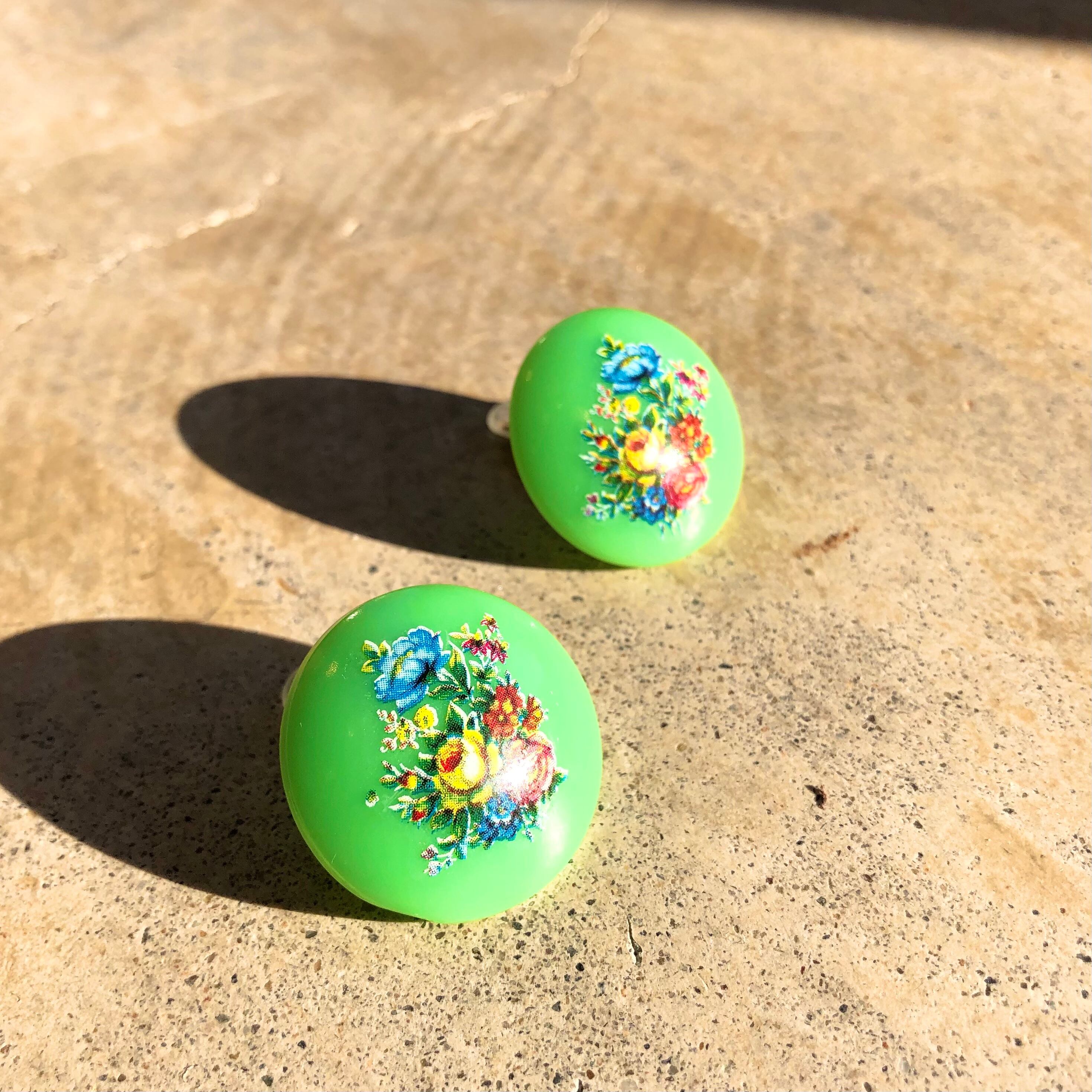 257 ドイツ製ヴィンテージ×高級ボタンカボション ピアス・イヤリング vintage accessory カボションピアス カボションイヤリング | HACCI