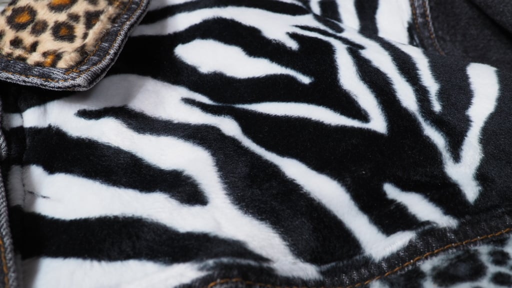 Various Animal Switching pattern Design dark gray denim jacket