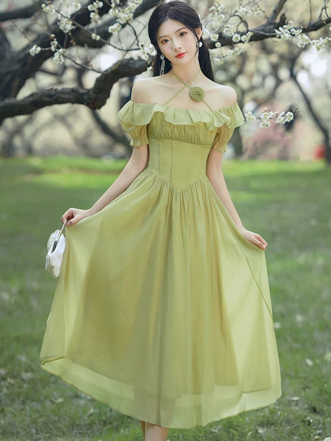 【0010】Off Shoulder Cross Neck Short Sleeve Dress