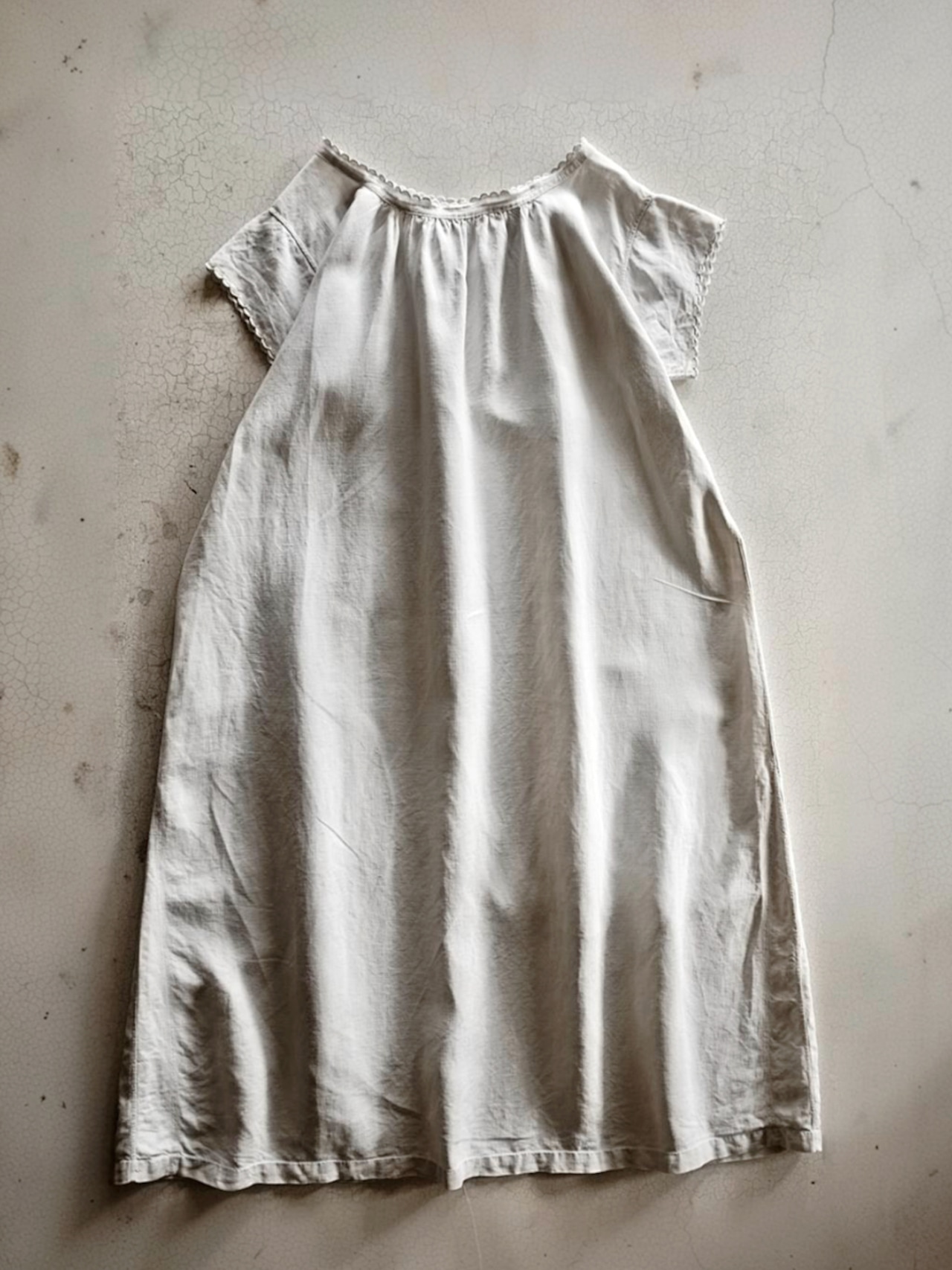 フランス 1900s リネン 貝たちの行進 とろり長いロングワンピースc アンティーク