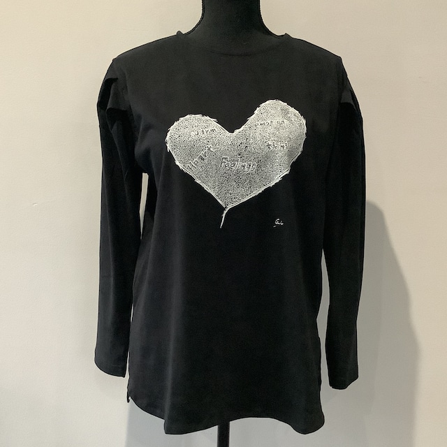 Emotion Heart( 感情ある心 ) 袖タックロングTシャツ ブラック