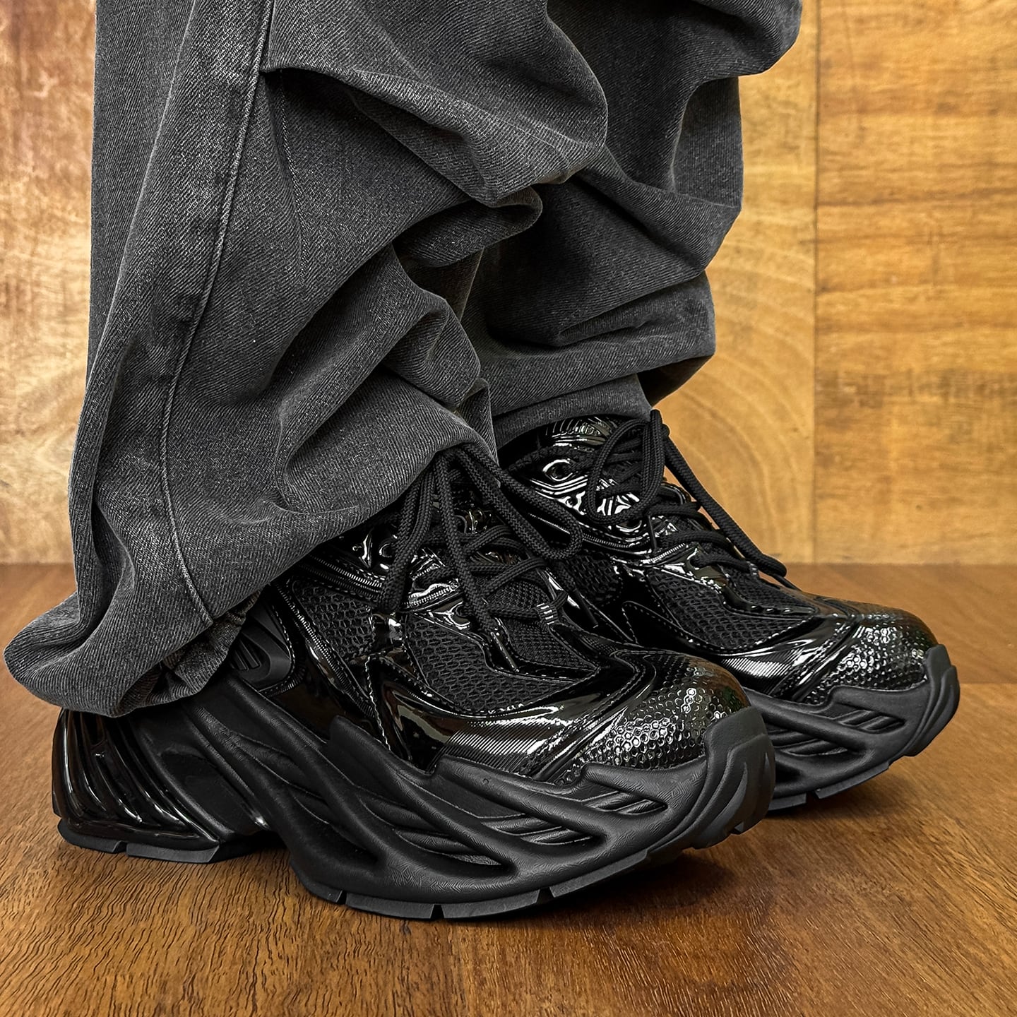 Shadow Morph sneaker | Urban Cypher