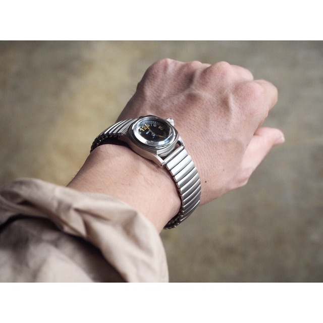 再入荷 GS/TP(ジーエスティーピー)『FRIED EGG』Black Dial Quartz  