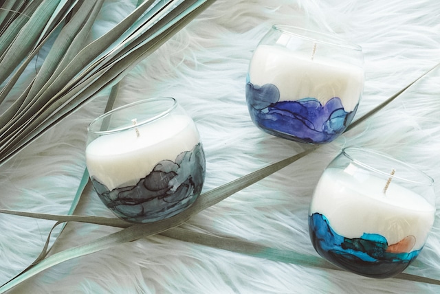 Water silk candle