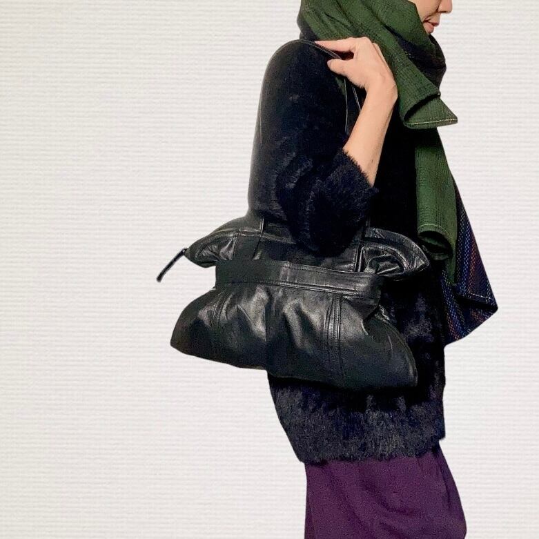 ZOZOTTE リメイク レザーショルダーバッグ/ブラック