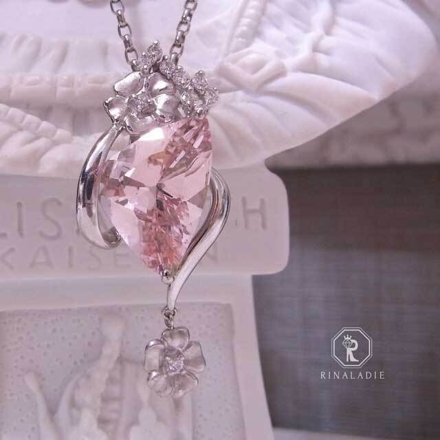 大特価Pt900/K18WG天然モルガナイト5.8ct透明感抜群のピンクフラワーネックレス