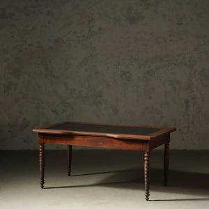 テーブル/アンティーク/フランス家具/ディスプレイ/空間装飾/机/デスク/アンティークテーブル