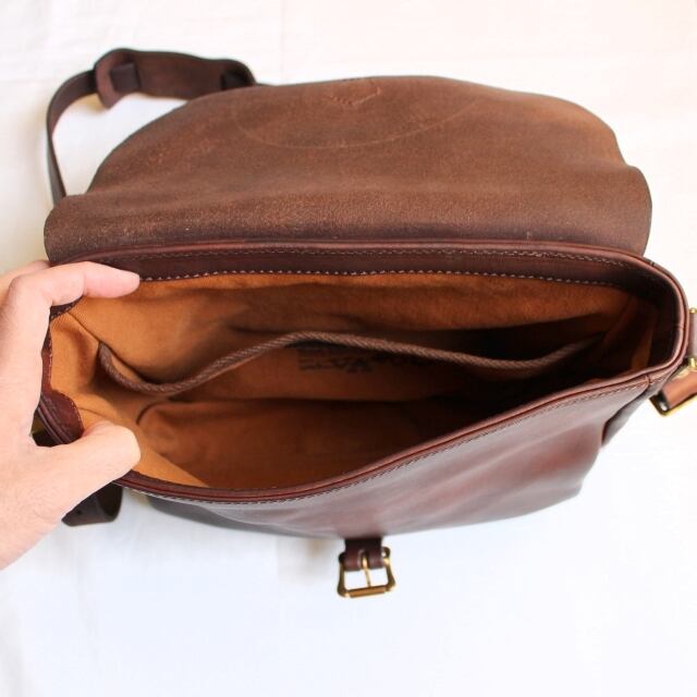vasco レザーポストマンショルダーBAG SMALL VS-249L （ブラウン） | C