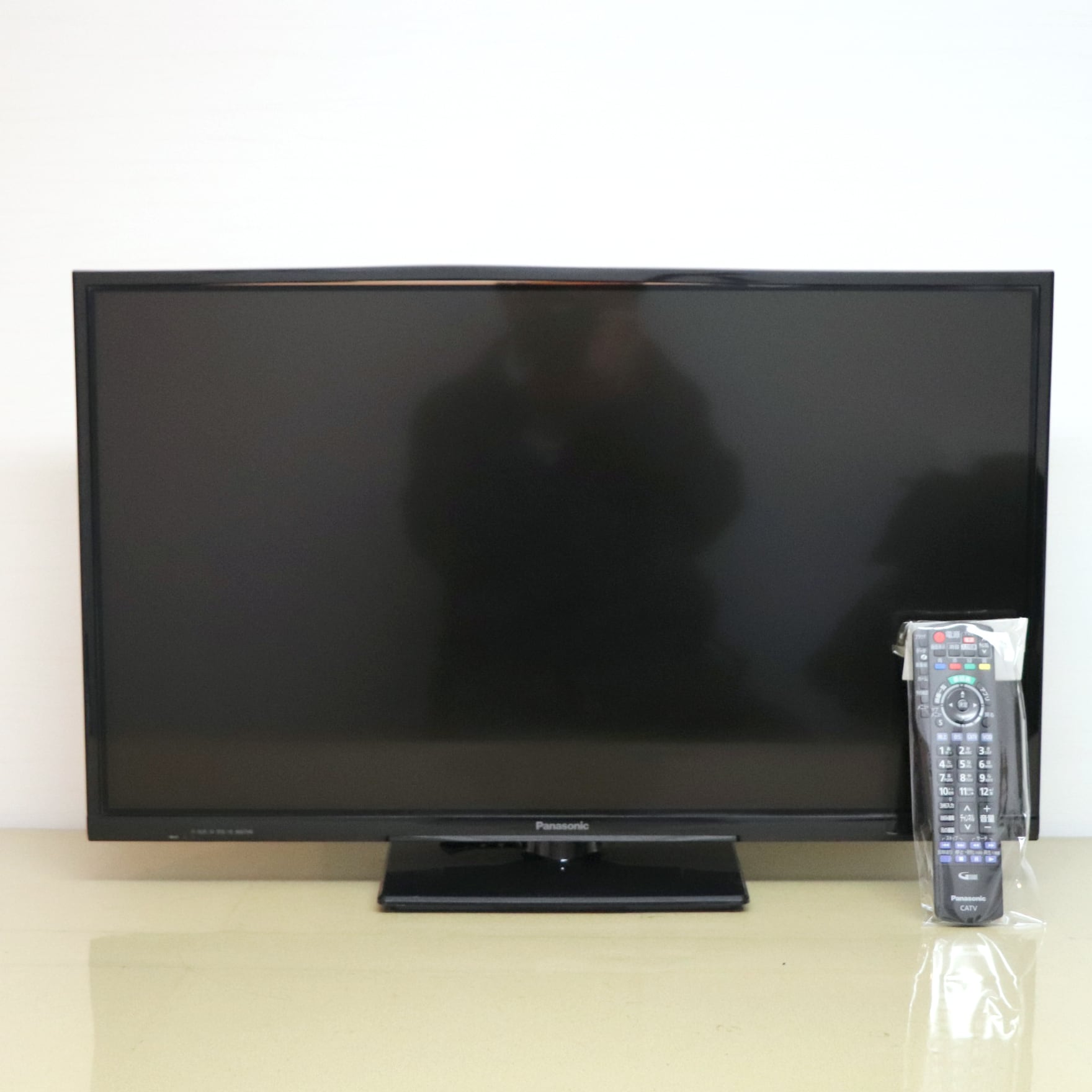 【美品】テレビ32型 Panasonic VIERA D300TH-32D300