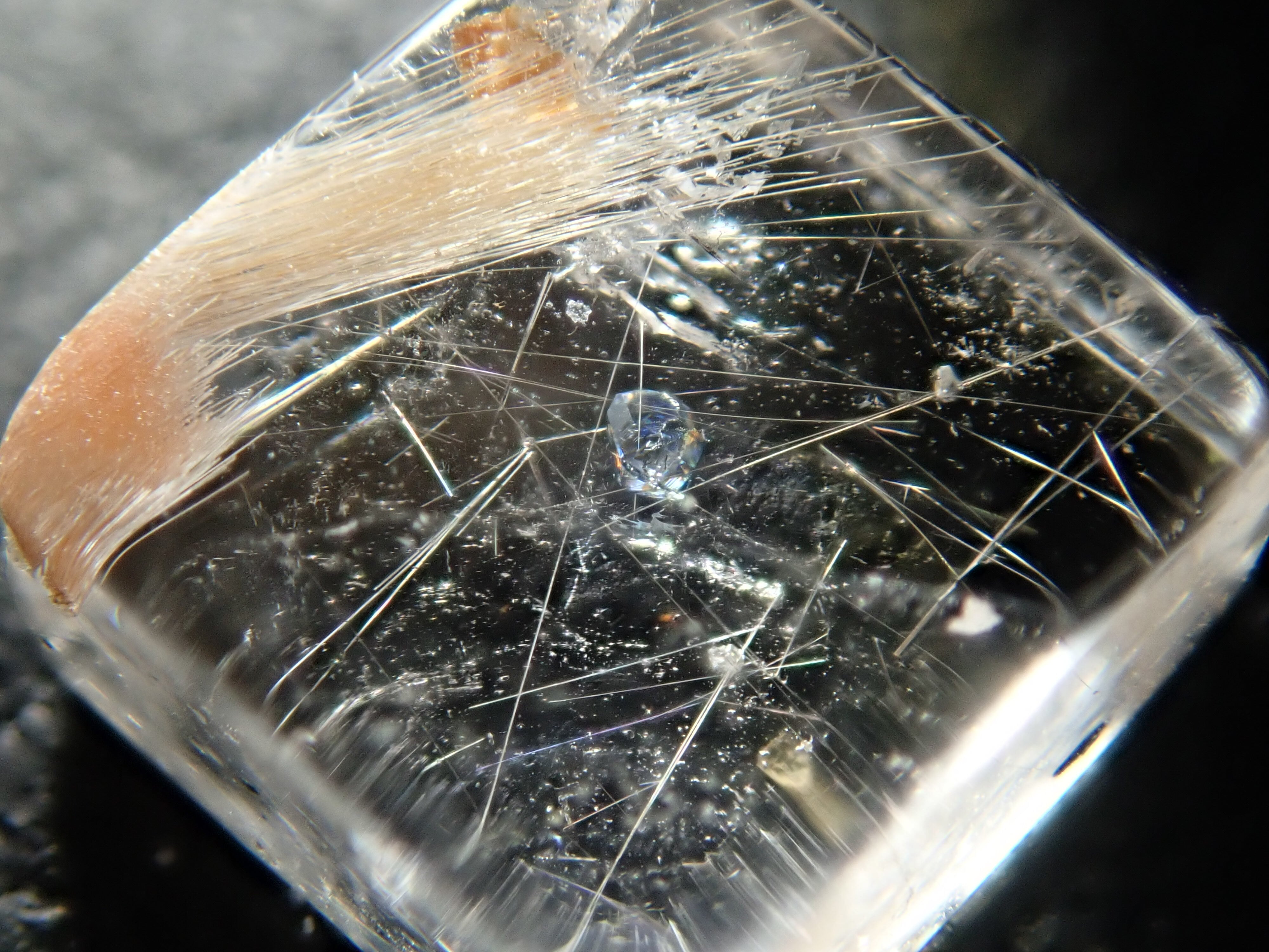 【新商品】ブラジル産ブルーアナテースインクォーツ 1.371ct