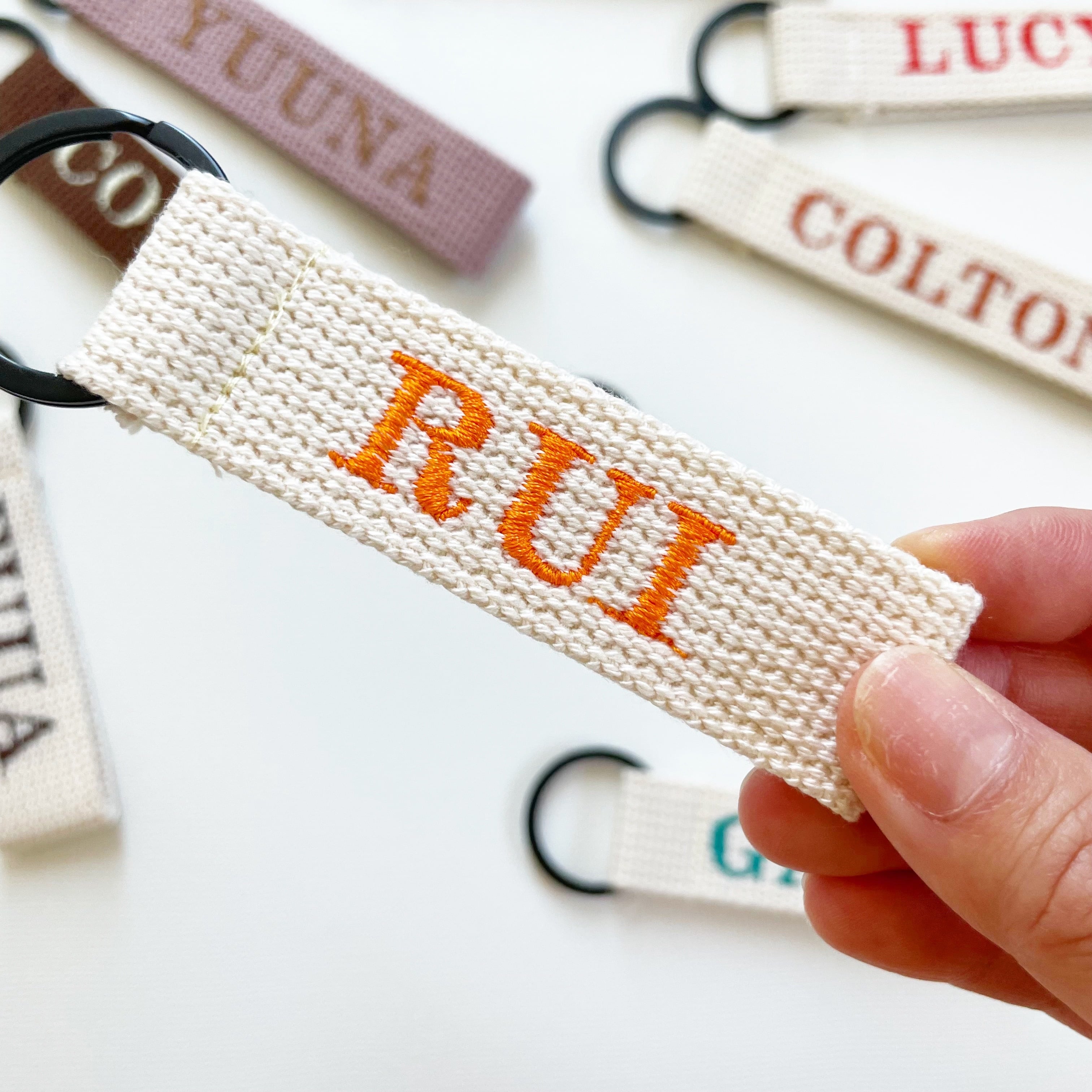 即納】刺繍♡名入れネームタグ | TAMSmuu
