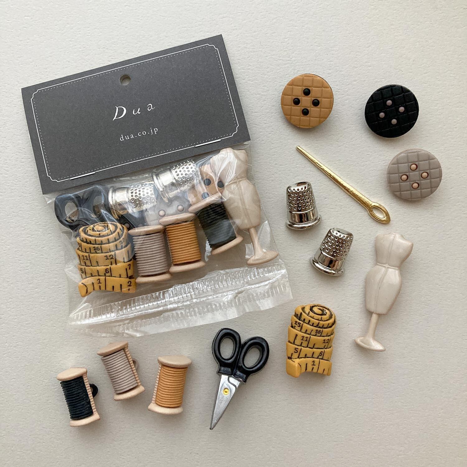再入荷〉JJボタン トルソー入りお裁縫ボタンセット（12p） | Dua