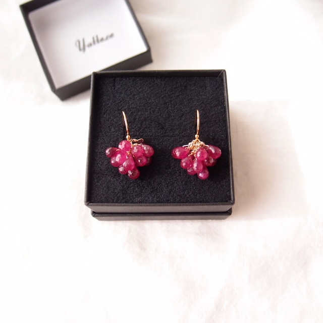 再入荷【K14gf】Ruby Earrings／ルビーのふさふさピアス