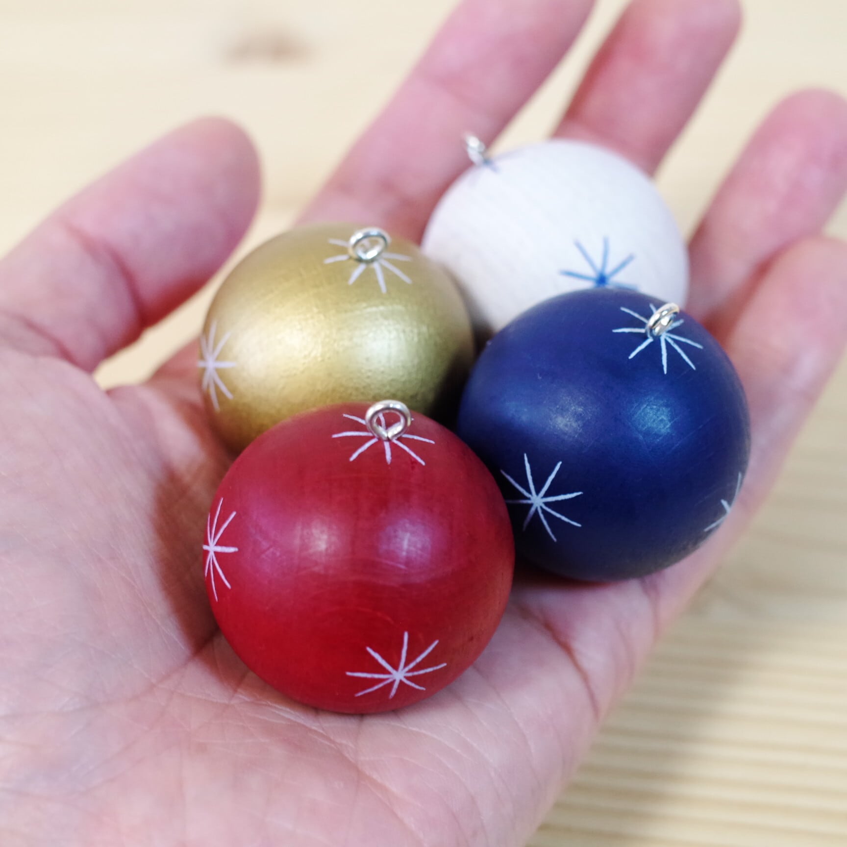 マーレン オーナメント クーゲルン ゴールド | 木のおもちゃ専門店