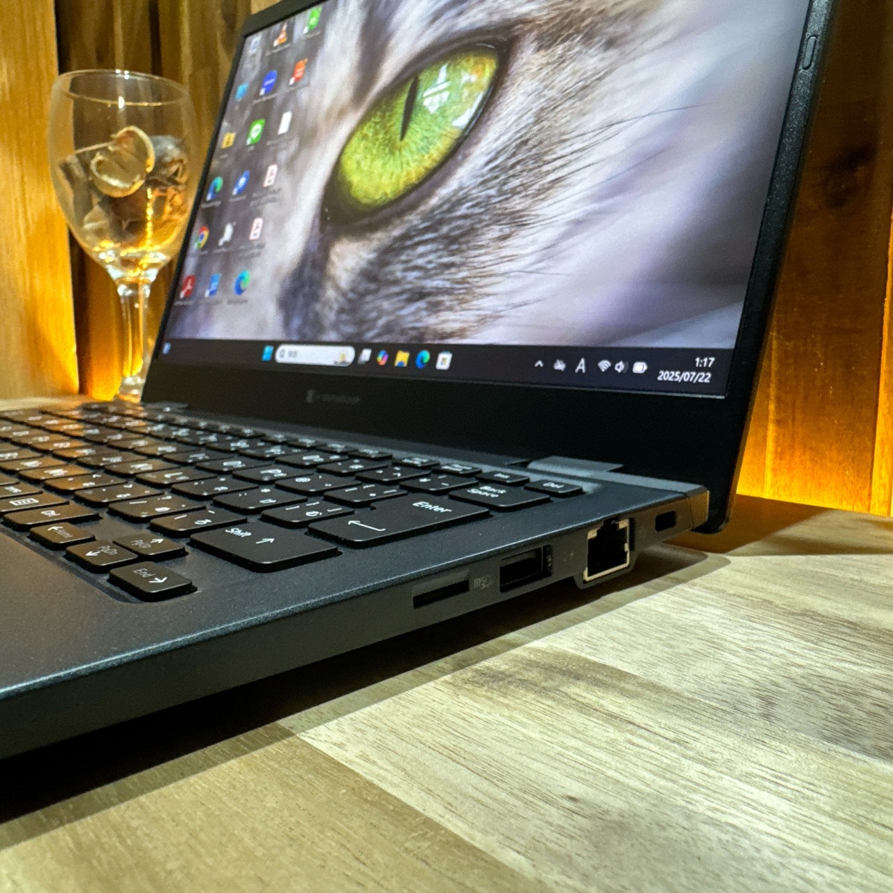 \ 公式ショップ限定価格❣️/ 準美品【東芝 dynabook G83/HR】Core i5第11世代 フルHD メモリ8GB SSD256GB ノートパソコン 安心サポート&3ヶ月保証付き