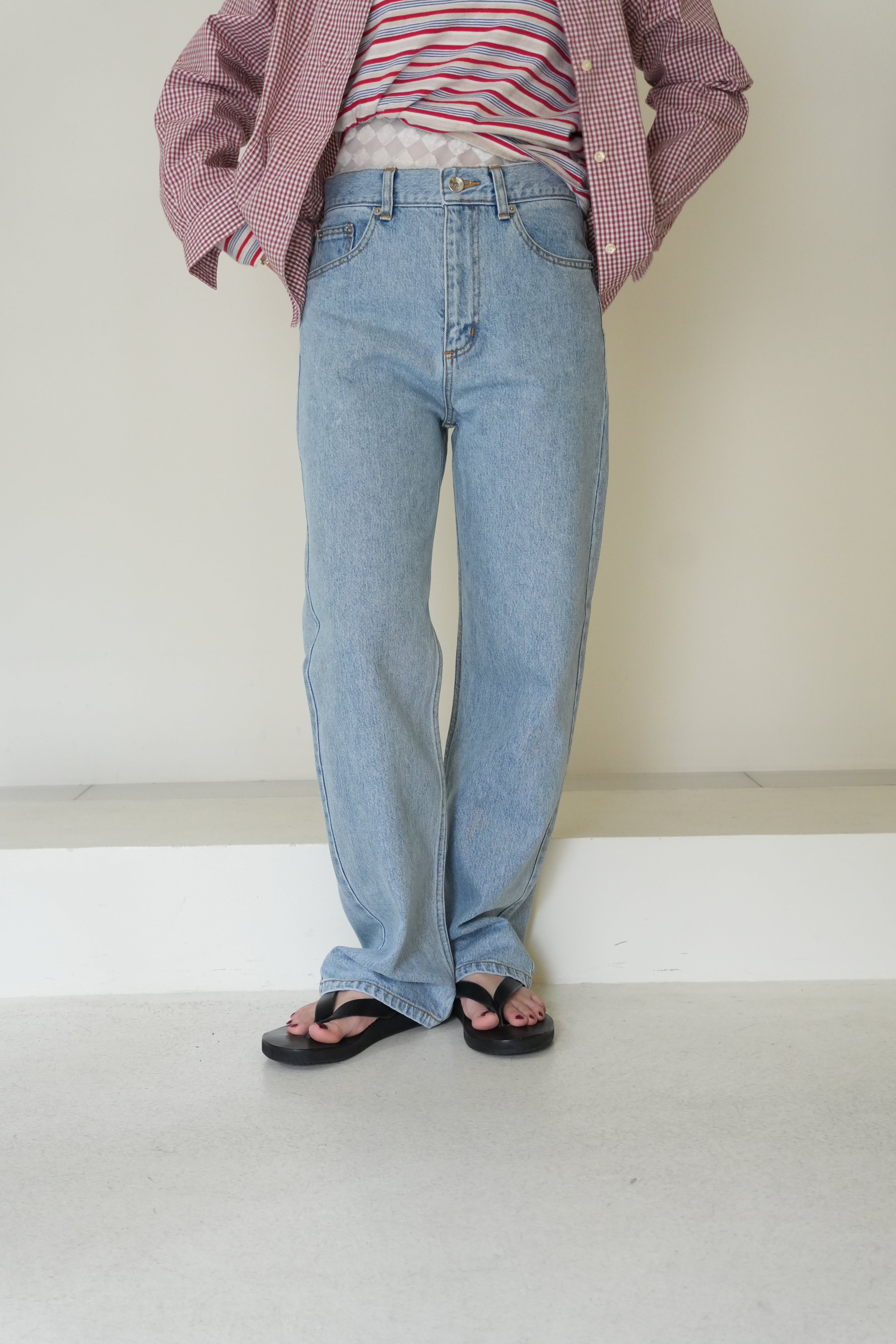 【determ; 】Collagen Straight-Fit Denim Pants